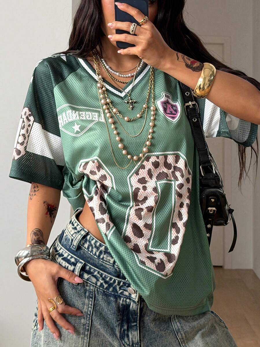 Coolane Áo thun nữ mùa xuân hè phong cách đường phố Y2K họa tiết da báo, số in trên áo, kiểu áo bóng đá cổ chữ V, màu hồng. - Màu xanh Bạc hà - Xem 1
