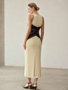 MOTF PREMIUM FITTED LACE SPLICE COLOR BLOCK LONG DRESS, AUTUMN/WINTER - Light Yellow - View 3