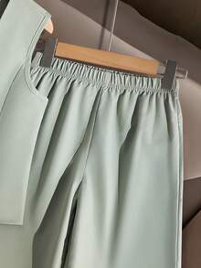 SHEIN 女童休闲牛仔背心裤套装，基础款V领无袖上衣搭配宽松直筒牛仔裤，适合春、夏、秋季海滩、度假、休闲聚会和节日穿着。 - 綠色 - 查看 3