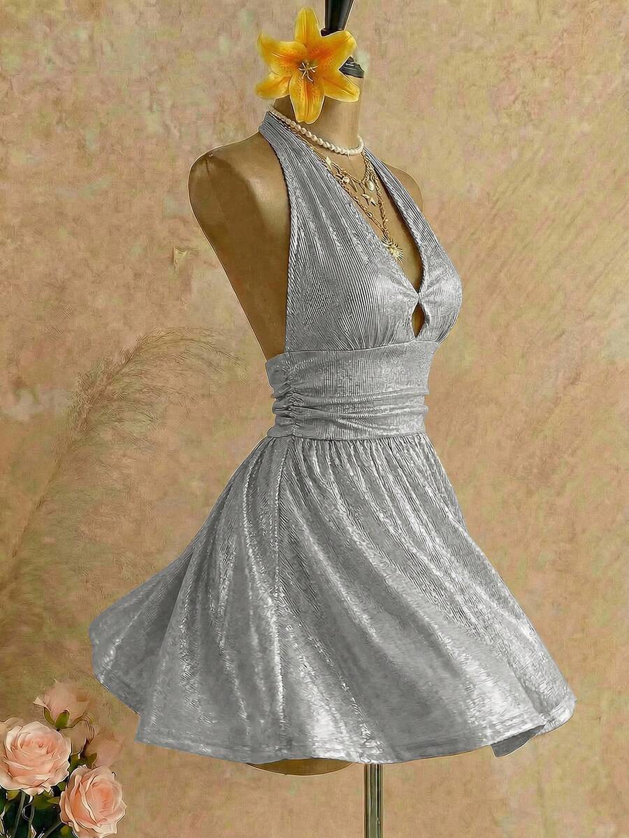 SHEIN MOD 女士V领修身金色紧身连衣裙 - 銀色 - 查看 1