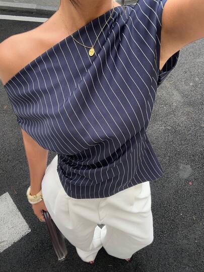 Siren Gaze New Summer Women's Off-Shoulder Navy Blue Striped Shirt. French-Style Slim Fit, Flattering And Versatile Top. Stylish Commuting Wear, Perfect For Office Casual Wear.