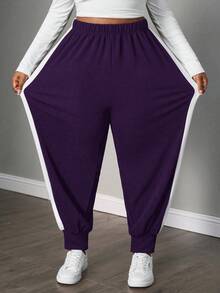 SHEIN PETITE CURVE Plus Contrast Side Seam Sweatpants Graduation,Back To School Outfits,Graduation,Teacher Outfits For Women,Back To School - Purple - View 3