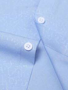 Manfinity Bizformal Men's Business Casual Embossed Fabric Short Sleeve Shirt, Formal - Baby Blue - View 3