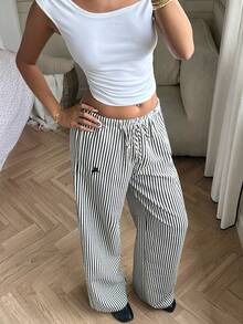CovetEZ 女士条纹印花刺绣打结休闲裤 - 黑與白 - 查看 7