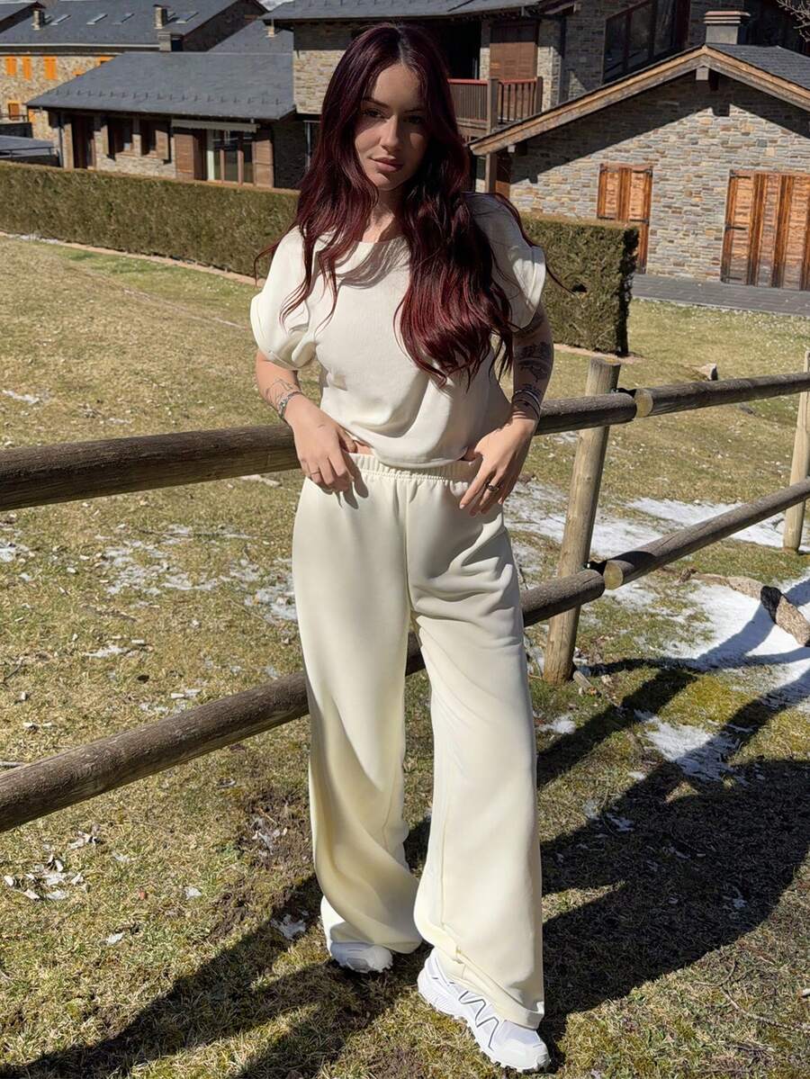 Abrilcols 女式蝙蝠袖圆领上衣和裤子家居服套装 - 杏色 - 查看 1