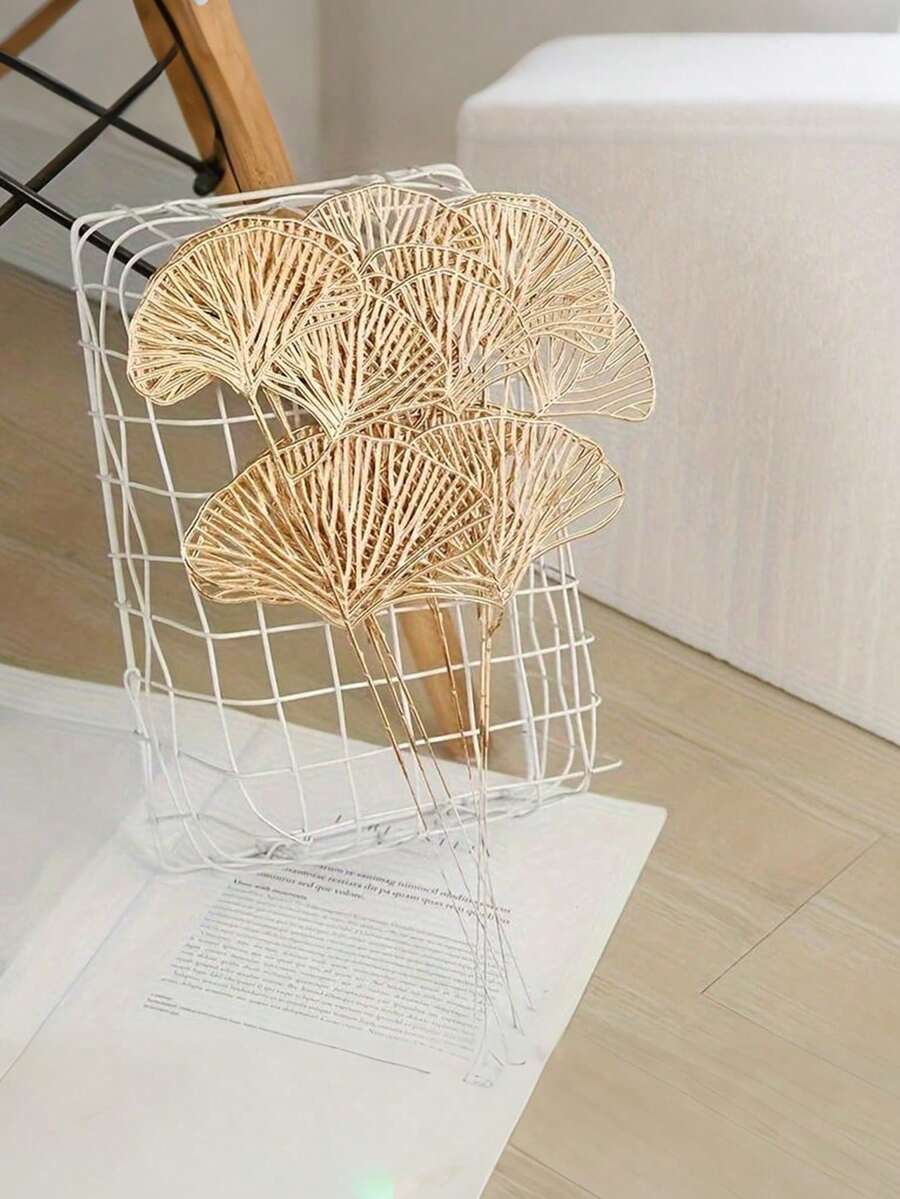 10片人造银杏叶,藤条纹理,外观自然逼真,仿银杏枝,非常适合用于家居花瓶、婚礼中心装饰、春季和节日餐桌装饰、现代农舍和波西米亚风格点缀。 - 金色 - 查看 1