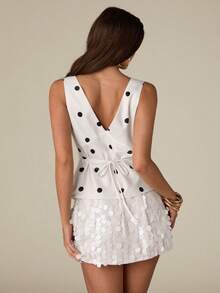 SHEIN BAE Women's White And Black Polka Dot Satin Top,Elegant V-Neck Casual Tank Top,Summer Brunch Beach Outings Parties Music Festivals Nightclubs Satin Top - Black and White - View 2