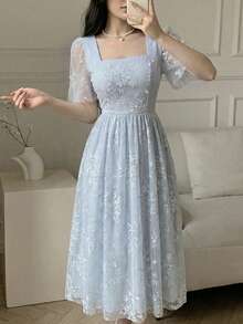 Celisse Đầm midi ren màu xanh nhạt cổ vuông, thắt eo, chất liệu lưới xuyên thấu, kiểu dáng lãng mạn Pháp, thích hợp cho buổi hẹn hò. - Màu xanh lam - Xem 4