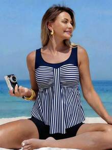 Swim Lushoire Bộ 2 áo bikini hai mảnh kẻ sọc phối họa tiết nhún bèo phía trước dành cho nữ, áo tắm tankini, đồ bơi tankini kẻ sọc, áo tắm định hình, quần bơi. - Màu xanh hải quân - Xem 3