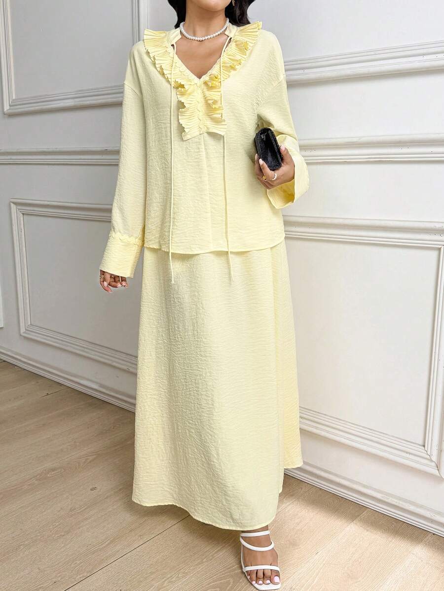 Mulvari Bộ đồ hai mảnh gồm áo sơ mi cổ chữ V xếp ly màu vàng bơ và chân váy, trang phục thường ngày kiểu Pháp cho kỳ nghỉ. - Màu vàng ngỗng - Xem 1