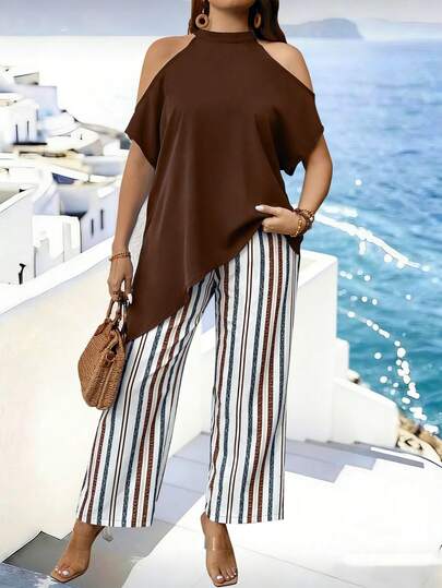 Breezaya Bộ đồ nữ cỡ lớn gồm áo trễ vai màu trơn, vạt áo bất đối xứng và quần kẻ sọc.