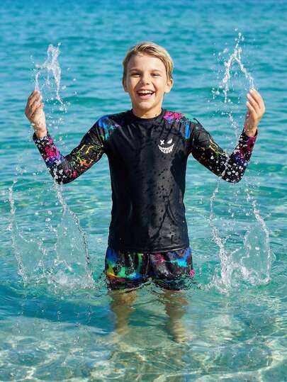 SHEIN Bộ đồ bơi hai mảnh kiểu tankini ôm sát người, họa tiết trò chơi điện tử phát sáng trong bóng tối, thích hợp cho bé trai tuổi teen, mùa xuân/hè và kỳ nghỉ biển.