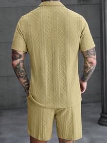 Manfinity CasualCool 男士绿色领提花针织休闲度假短袖衬衫和短裤套装 - 綠色 - 查看 2