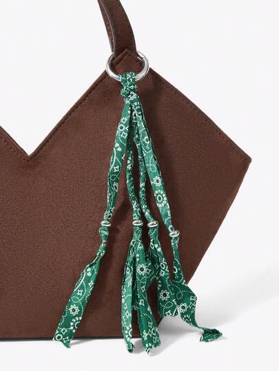 Viva Strut 1 Piece Sweet And Cool Summer Vacation Green Cashew Flower Woven Fringed Keychain, Niche Design Bag Pendant, Fashion Accessories
