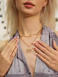 Glisma Women's Pendant Necklace,Premium/Old Money/Classy,18K Gold-Plated,Sexy/Vintage,For Mom/Women/Girl/Mother,Summer/Beach/Prom/Party,Layered/Gemstone/Beaded/Crystals - Yellow Gold - View 6