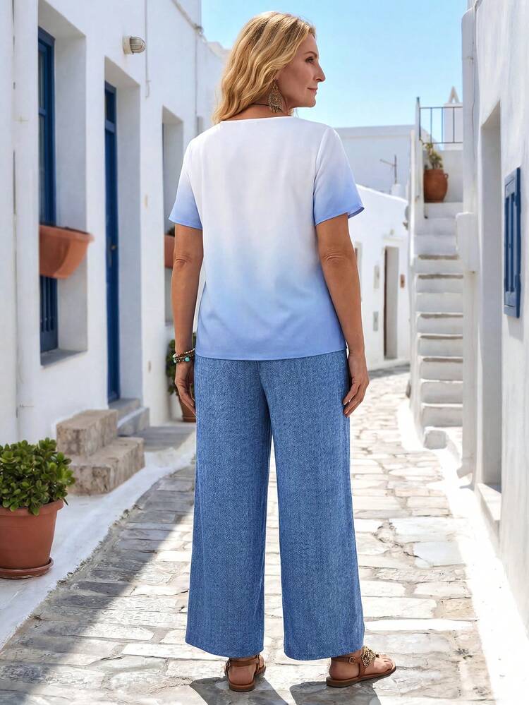 Plus Size Women Floral Print Round Neck Short Sleeve T-Shirt And Loose Fit Pants 2 Piece Set