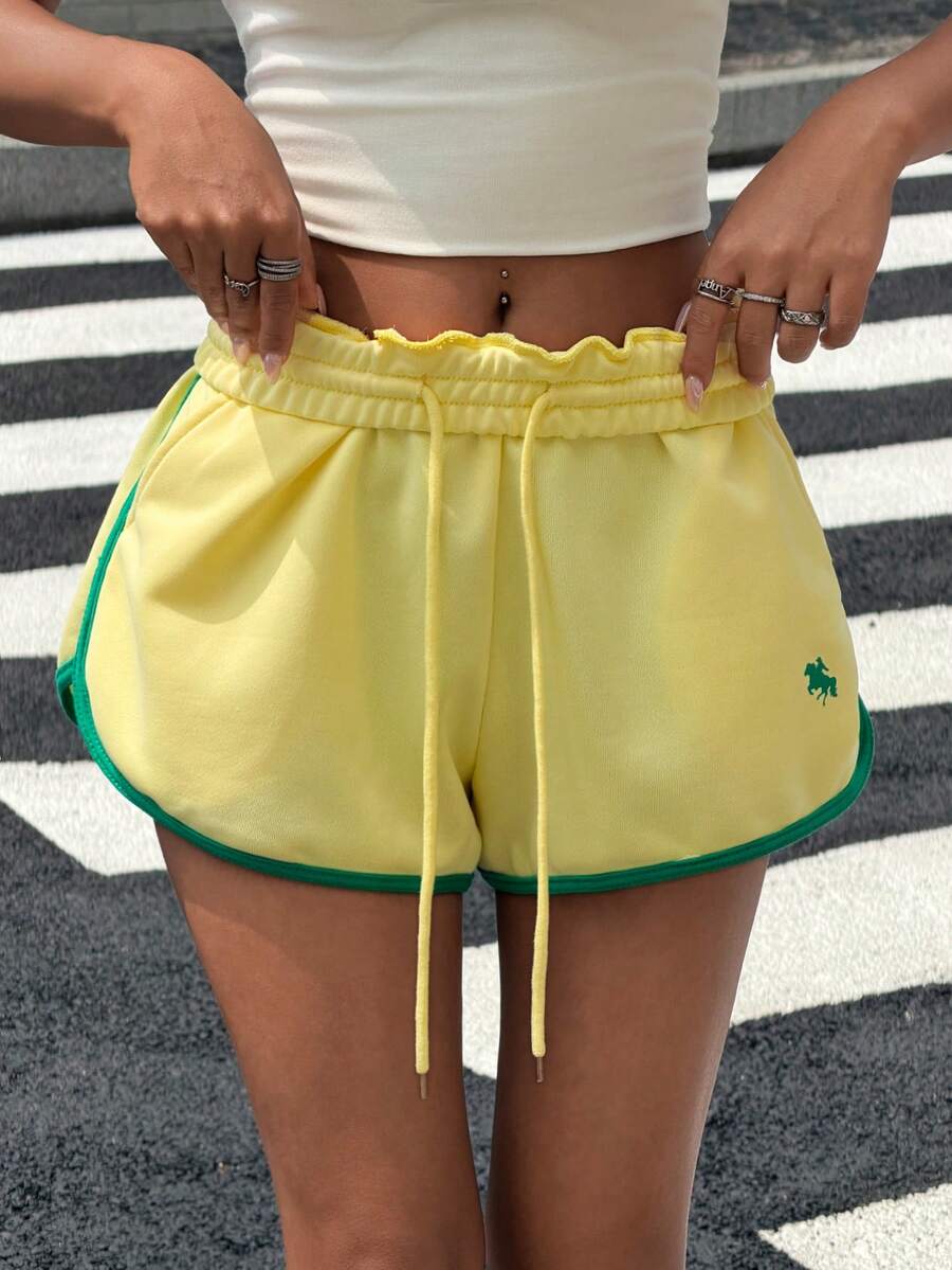 SHEIN Muchic Women's Knight Print Elastic Waist Pocket Casual Shorts - Yellow - View 1