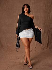 Rustia Plus Size Fashion One-Shoulder Hollow Out Flare Sleeve Top Fall - Black - View 6