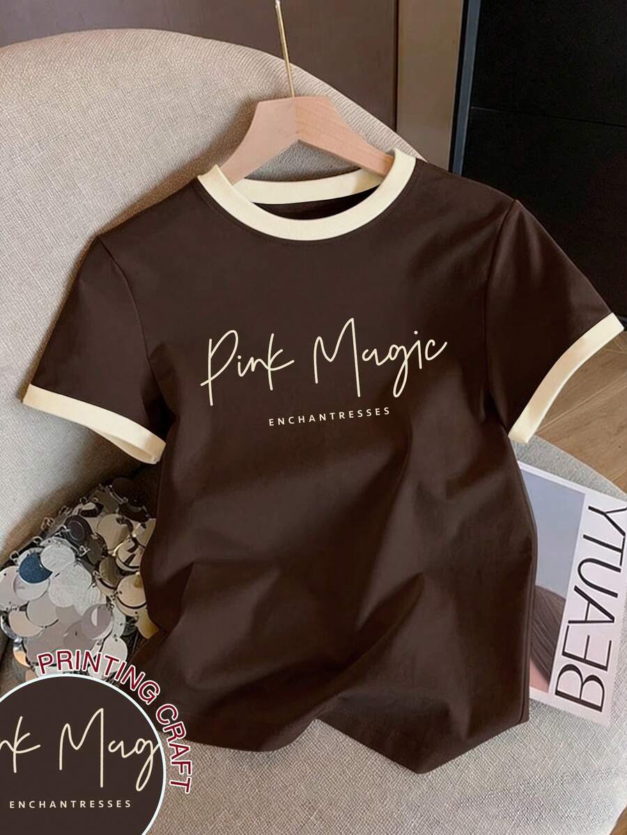 Resyla Kaos Wanita Lengan Pendek Kasual Leher Bulat dengan Motif Huruf Blok Warna - Coklat - View 1