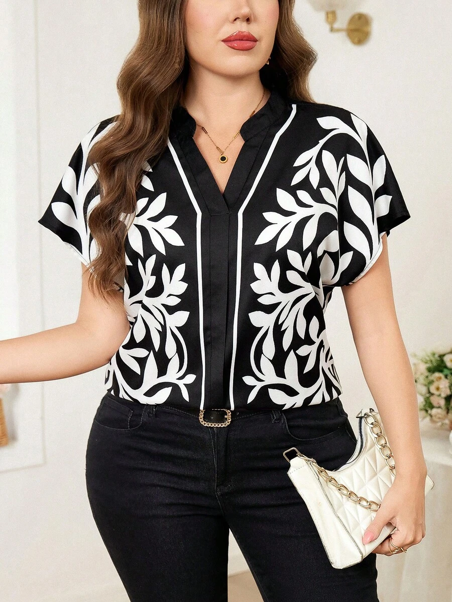 SHEIN Clasi Áo sơ mi nữ cỡ lớn cổ chữ V in họa tiết lá cây, kiểu dáng thường ngày đa năng. - Đen và trắng - Xem 1