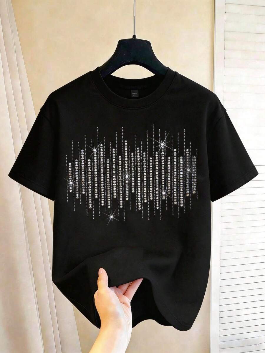 Manfinity Hypemode 美式街头风,朋克时尚风,奢华水钻装饰音乐波浪图案短袖T恤,渐变水钻宽松圆领上衣,宽松闪亮水钻T恤,百搭情侣款男士T恤 - 彩色 - 查看 1