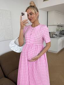 SHEIN Đầm ngắn tay cổ tròn in họa tiết kẻ caro thanh lịch dành cho bà bầu - Hồng - Xem 12