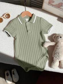 SHEIN 新生儿男女宝宝柔软舒适休闲可爱翻领短袖连体衣，适合室内、室外、日常、运动、玩耍、聚会、拍照、度假等各种场合，四季皆宜。 - 薄荷綠 - 查看 4