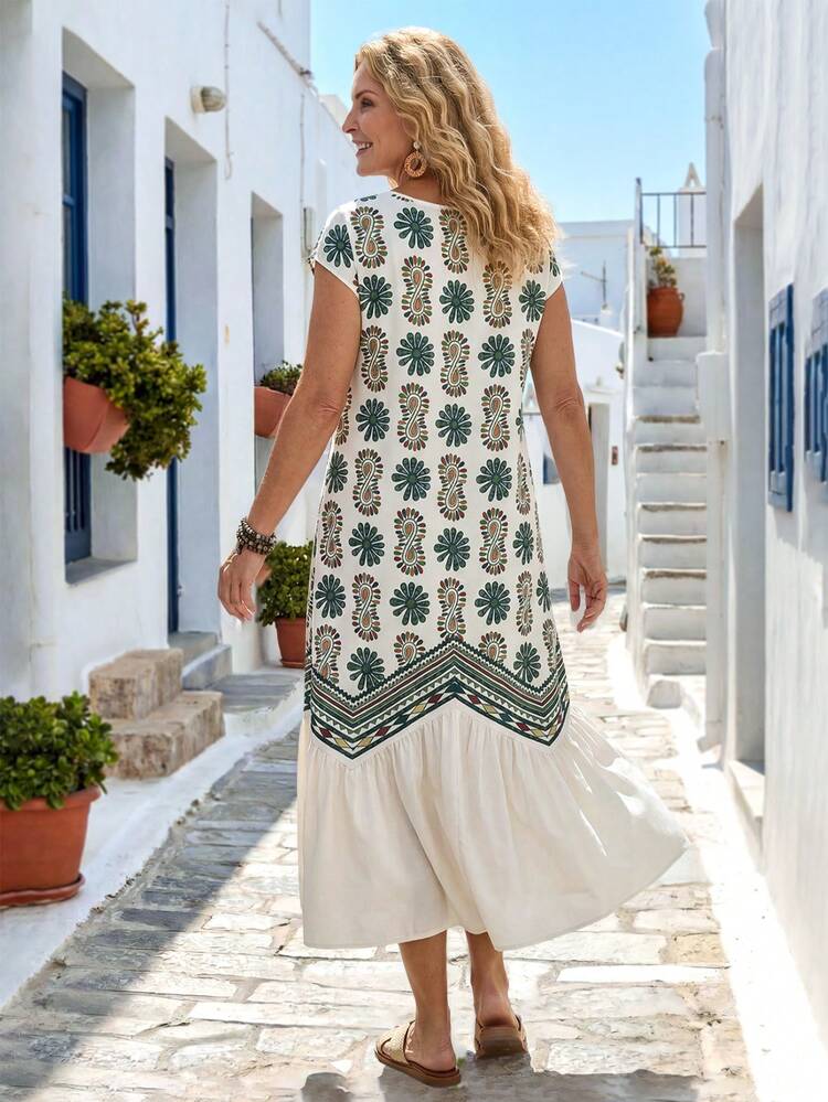 Plus Size Women Floral Print Round Neck Ruffle Hem Casual Dress