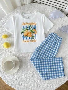 SHEIN Set de pijamale tricotate casual și versatile pentru fete tinere, bluză cu mânecă scurtă și imprimeu de lămâie și pantaloni în carouri, potrivit pentru acasă, ieșiri și întâlniri, primăvară/vară - Albastru si alb - Vizualizare 6