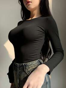DAZY Camiseta de mujer de manga larga, cuello redondo, ajustada y de color liso - Negro - Ver 4