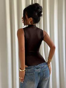 Women's Plunging Neck Contrast Lace Bodysuit - Coffee Brown - View 2