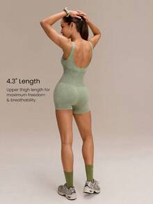 4.3" Ultrafine Soft Seamless Own Every Move Ribbed Waist Removable Cups U-Back Short Bodysuit Medium Impact Training Running Workout Gym Wear - Green - View 3