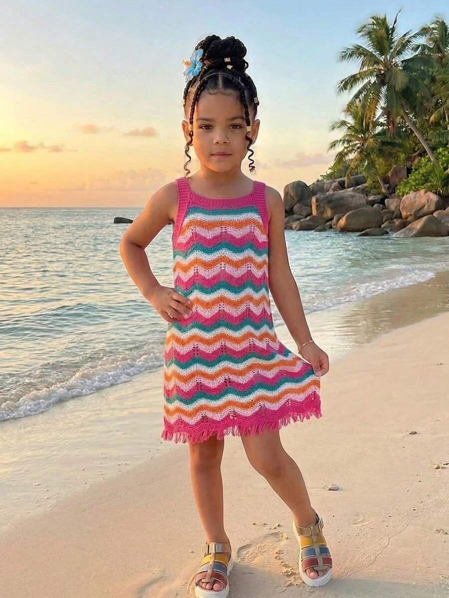 小女孩可爱彩虹荷叶边手工钩织条纹休闲连衣裙，时尚百搭，适合派对、郊游、姐妹合照、公园、露营、度假、日常休闲穿着 - 彩色 - 查看 1