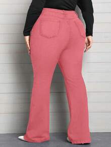 SHEIN CURVE+ Plus Size Solid Color Slant Pocket Fitted Stretch Flare Jeans - Pink - View 2