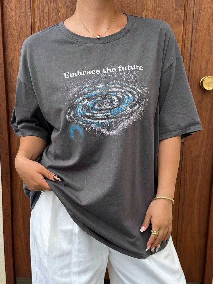 Dazy Plus Plus Size Letter Print Loose Fit Casual T-Shirt, Street Style, Brown, Spring/Summer