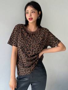 Áo thun nữ tay ngắn cổ tròn in họa tiết da báo, kiểu dáng thường ngày. - màu nâu - Xem 4