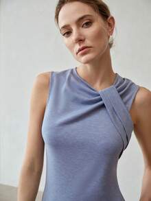 MOTF PREMIUM Áo tank top không tay cổ lệch vai xếp ly màu xanh dương, kiểu dáng ôm sát, thời trang, thích hợp cho mùa hè. - Màu xanh lam - Xem 1