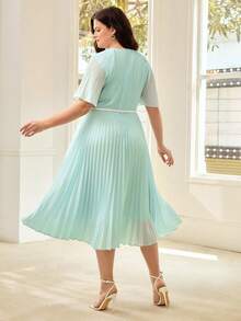 MOTF PREMIUM PLUS SIZE PLEATED BELTED DRESS - Green - View 3