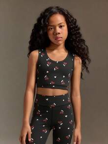 少女运动套装，色彩鲜艳，图案明亮生动，露背上衣+裤子，适合体操训练、日常穿着和休闲外出。 - 黑色 - 查看 5