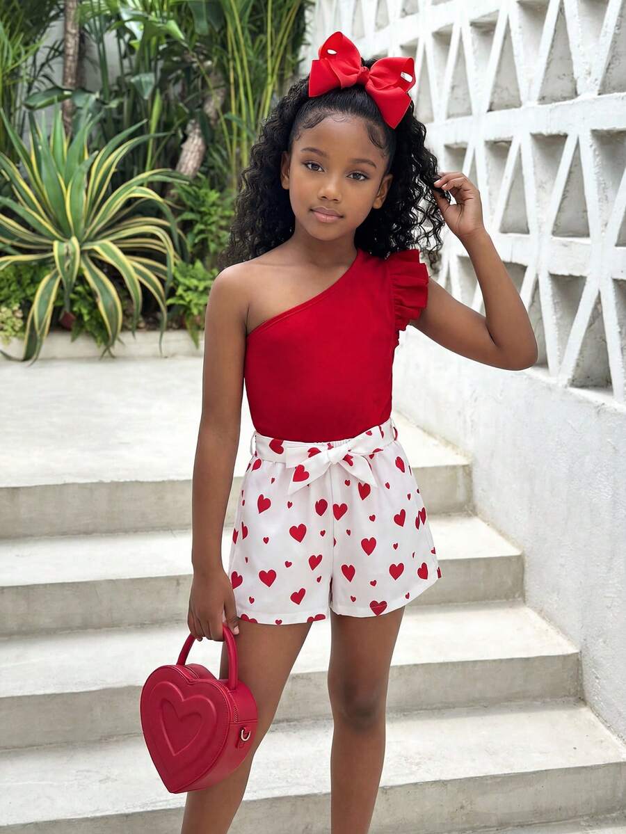 SHEIN Cô gái Tween Một bờ vai Viền Ruffle Áo & In Trái tim Quần Short có thắt lưng - Đỏ và trắng - Xem 1