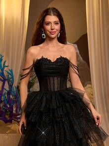 Glamrae Robe maxi élégante et luxueuse sans bretelles avec collier de perles, taille évasée avec baleinage en arête de poisson, patchwork de tulle transparent et sequins. Fente haute. Convient pour les mariages, événements, soirées célibataires, vacances, galas, occasions formelles (ornementation lourde) - Noir - Voir 5