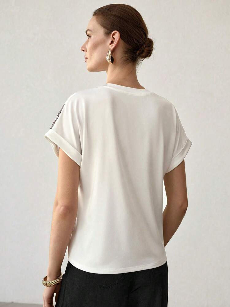 FLORAL PRINT ROUND NECK T-SHIRT