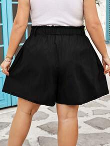 SHEIN CURVE+ Curve 尺码 US22 音乐节、海滨度假、波西米亚风女士黑色亚麻弹力褶皱休闲短裤，春夏女士短裤，春夏波西米亚复古棉质短裤 - 黑色 - 查看 2