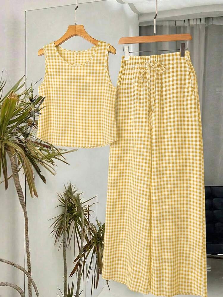2pc Set Plus Size Women's Summer Casual Vacation Country Yellow & White Plaid Round Neck Sleeveless Top Shirt Vest And Wide Leg Pants 2 Piece Set With Pockets,Summer Outfits For Women ,Vacation Outfits Women ,Holiday Outfits For Women,Going Out Outfits,2026 New Clothes,Simple And Fashionable For Everyday Wear,Suitable For Summer, Vacation, Daily Wear, Festival Outfits For Women,Beach Outfits For Women