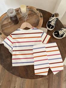 SHEIN Playful Pals 女婴碎花撞色条纹印花上衣和修身骑行短裤套装，适合幼儿女童的休闲夏季服装，适合上学、户外活动，韩版风格 - 彩色 - 查看 2