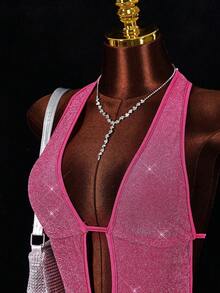 女士亮粉色连体裤，性感前卫，适合情人节约会，露背吊带设计，前片镂空不对称下摆。 - 玫紅色 - 查看 4