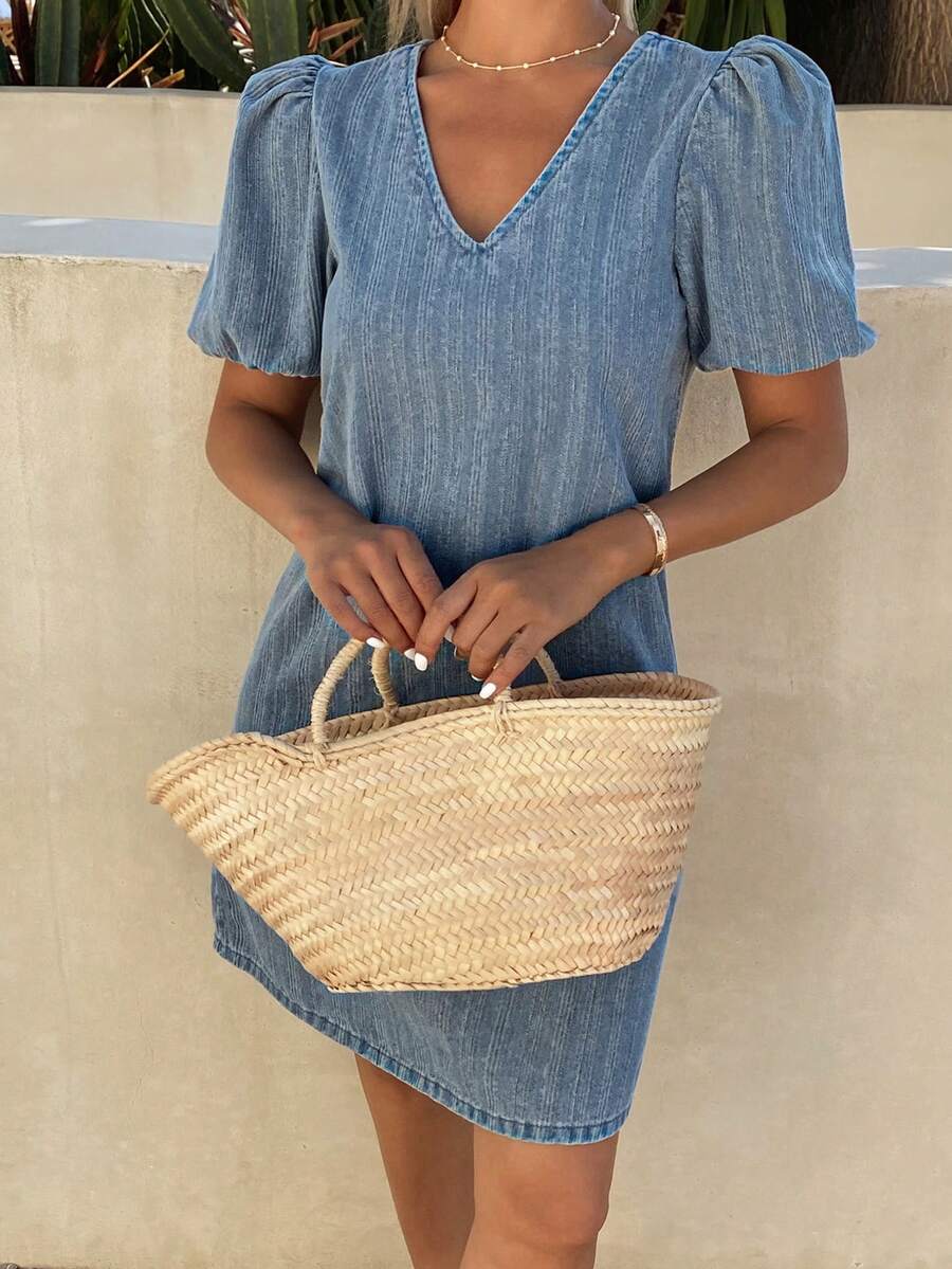 DAZY Đầm denim ngắn tay cánh hoa cổ chữ V chất liệu vải dệt họa tiết dành cho nữ, kiểu dáng thường ngày. - Rửa nhẹ - Xem 1