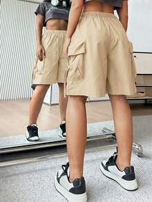 SHEIN BASICS Quần short Bermuda dáng rộng, cạp cao, màu trơn, chất liệu dệt, có túi hộp, thích hợp cho nữ. - Màu be - Xem 2