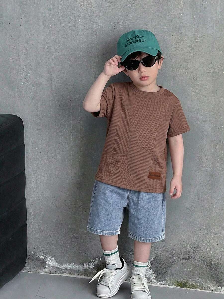 SHEIN Little Byeori 2件套儿童男童休闲百搭舒适圆领宽松短袖针织T恤和牛仔短裤套装