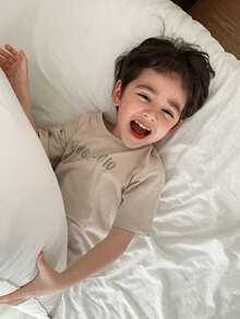 DAZY Bộ đồ mặc nhà thoải mái cho bé trai tuổi thiếu niên, gồm áo thun và quần. - màu nâu - Xem 6